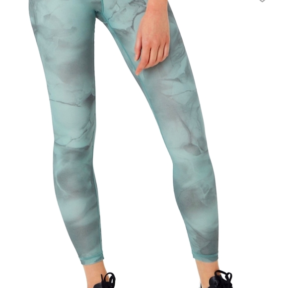 Lolë Parisia Leggings - Picture 2 of 7